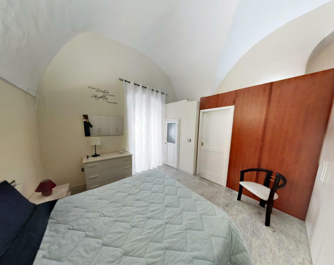 Appartamento Manfredi มันเฟรโดเนีย ภายนอก รูปภาพ